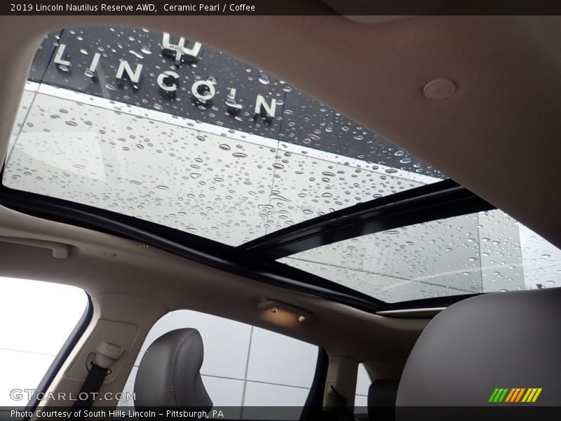 Ceramic Pearl / Coffee 2019 Lincoln Nautilus Reserve AWD
