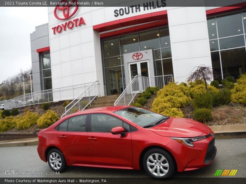 Barcelona Red Metallic / Black 2021 Toyota Corolla LE