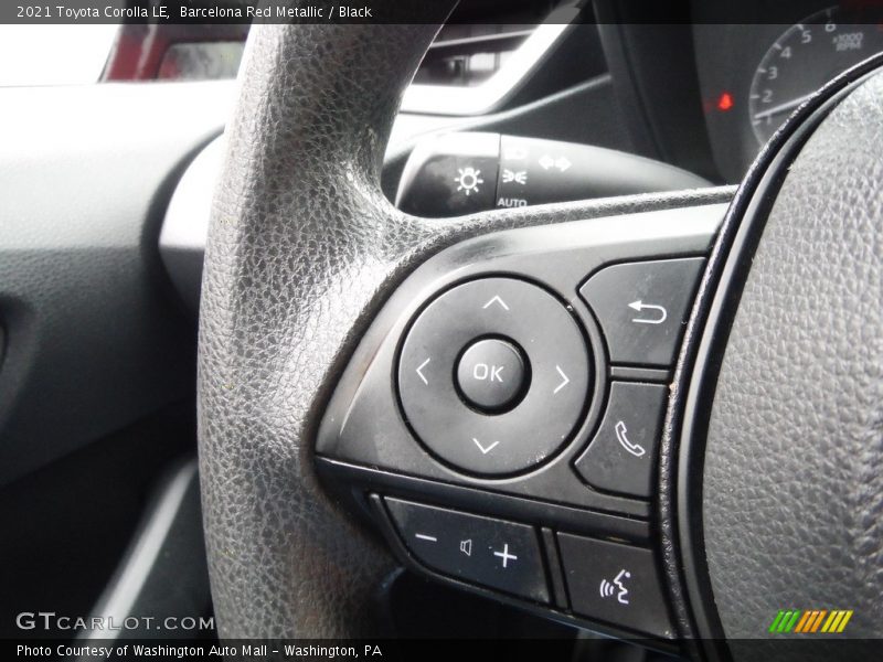 Barcelona Red Metallic / Black 2021 Toyota Corolla LE