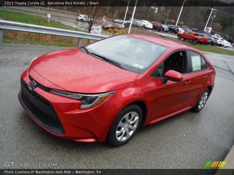 Barcelona Red Metallic / Black 2021 Toyota Corolla LE