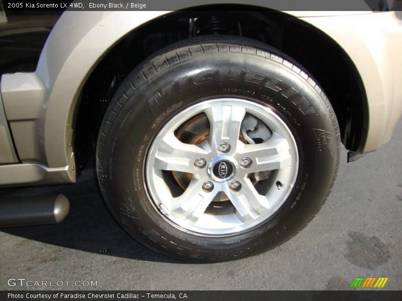 Ebony Black / Beige 2005 Kia Sorento LX 4WD