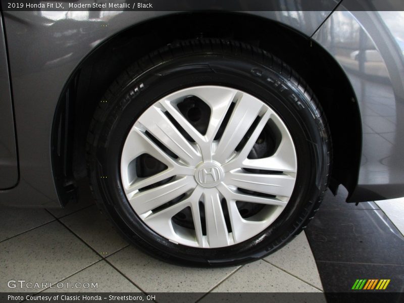 Modern Steel Metallic / Black 2019 Honda Fit LX