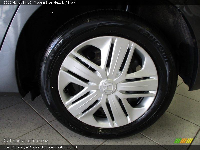 Modern Steel Metallic / Black 2019 Honda Fit LX