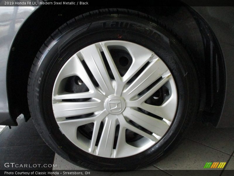 Modern Steel Metallic / Black 2019 Honda Fit LX
