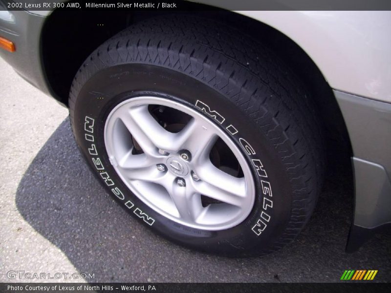 Millennium Silver Metallic / Black 2002 Lexus RX 300 AWD