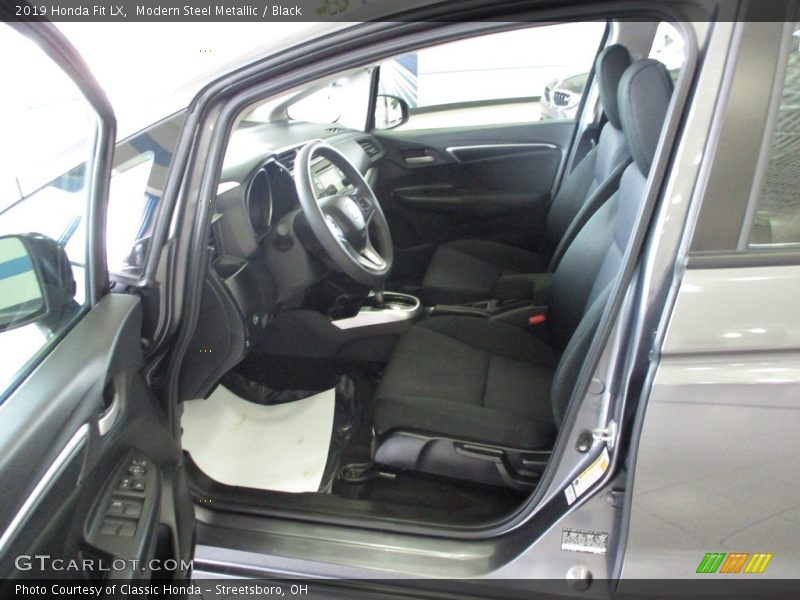 Modern Steel Metallic / Black 2019 Honda Fit LX