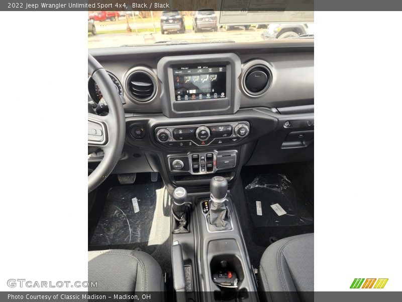 Black / Black 2022 Jeep Wrangler Unlimited Sport 4x4