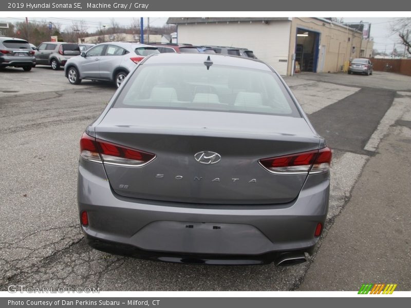 Machine Gray / Gray 2019 Hyundai Sonata SE
