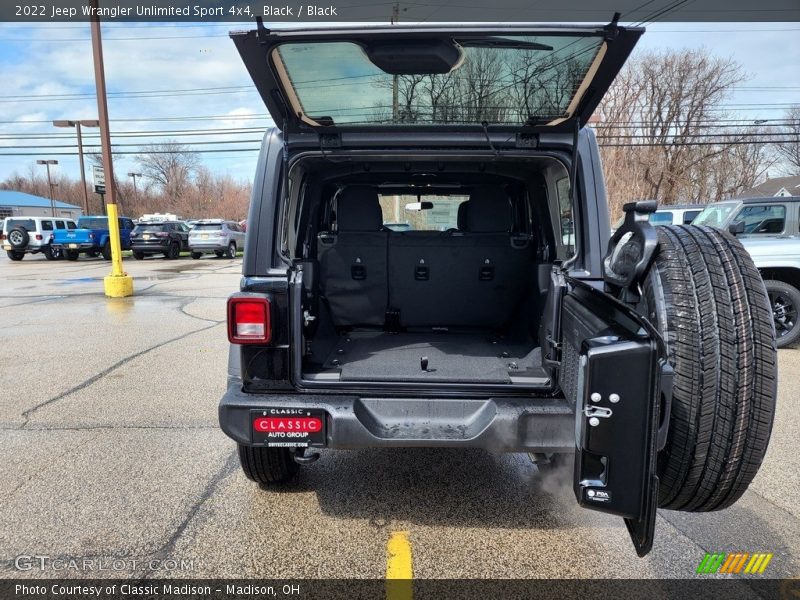 Black / Black 2022 Jeep Wrangler Unlimited Sport 4x4