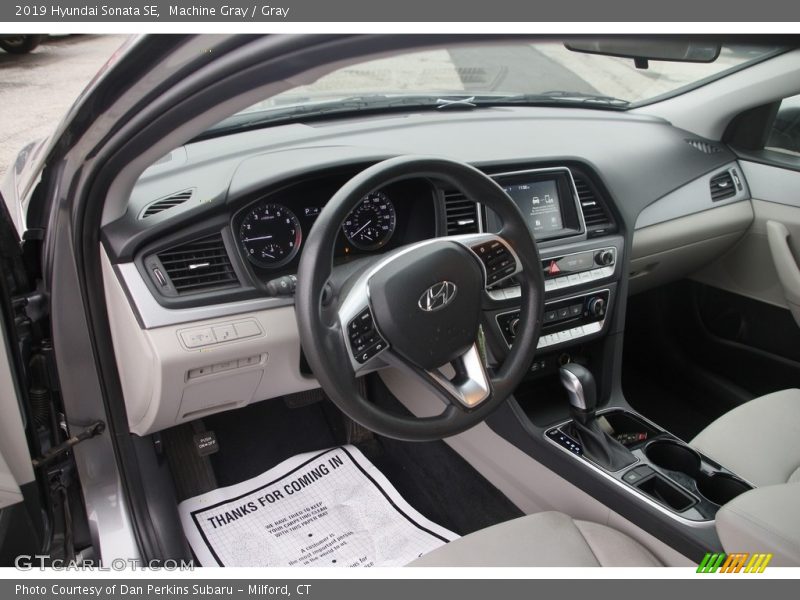 Machine Gray / Gray 2019 Hyundai Sonata SE