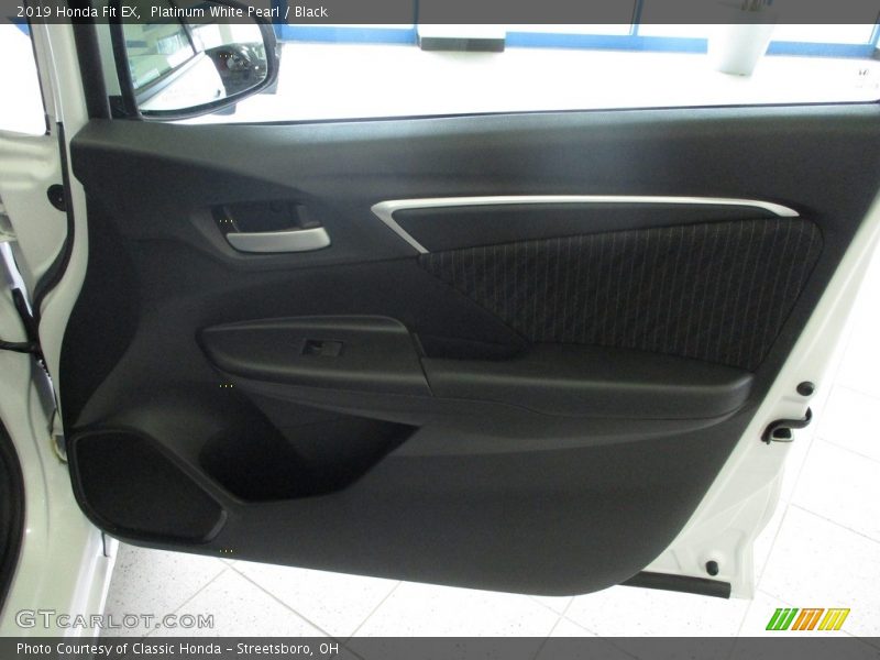 Platinum White Pearl / Black 2019 Honda Fit EX