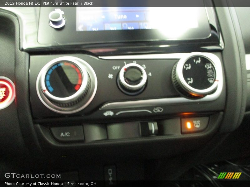 Platinum White Pearl / Black 2019 Honda Fit EX