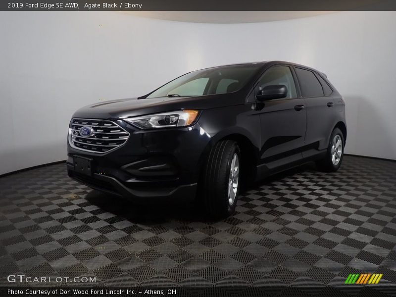 Agate Black / Ebony 2019 Ford Edge SE AWD