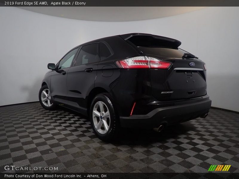 Agate Black / Ebony 2019 Ford Edge SE AWD