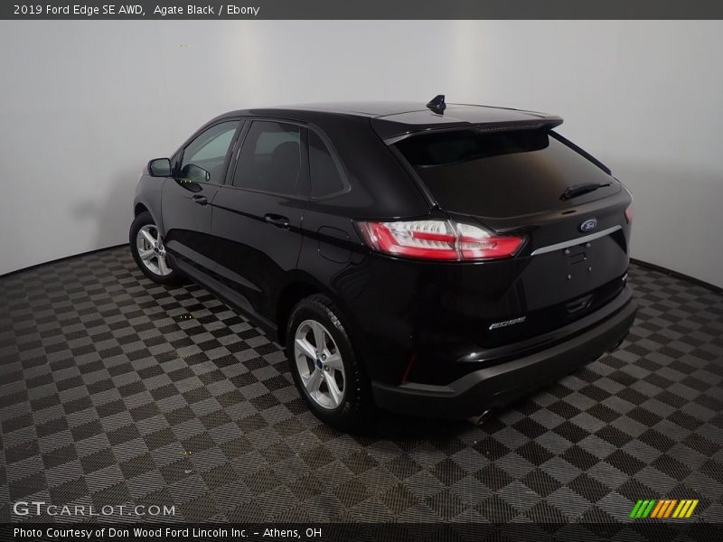 Agate Black / Ebony 2019 Ford Edge SE AWD