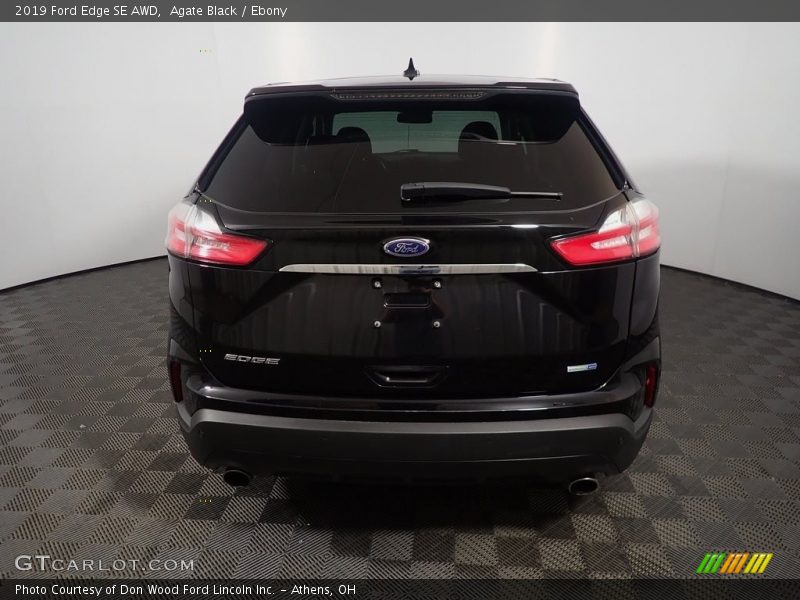 Agate Black / Ebony 2019 Ford Edge SE AWD