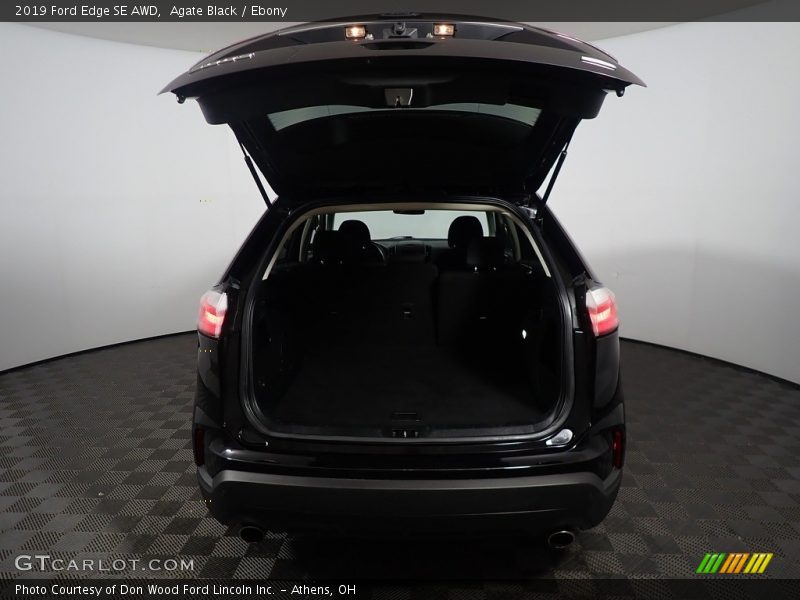 Agate Black / Ebony 2019 Ford Edge SE AWD