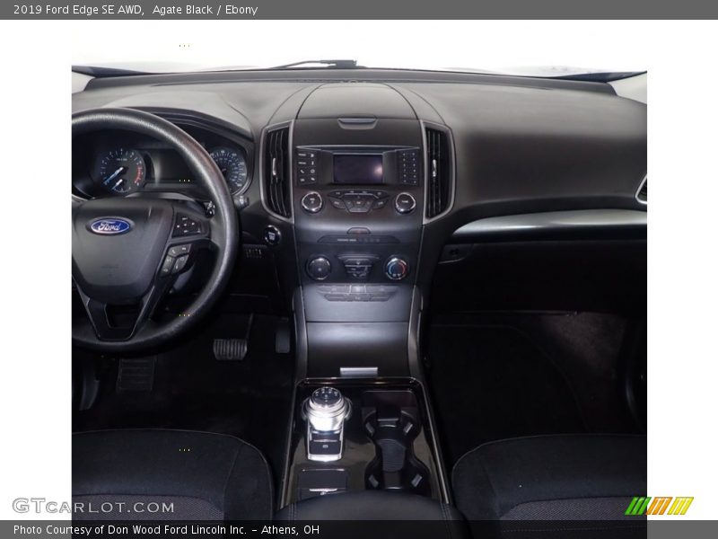 Agate Black / Ebony 2019 Ford Edge SE AWD