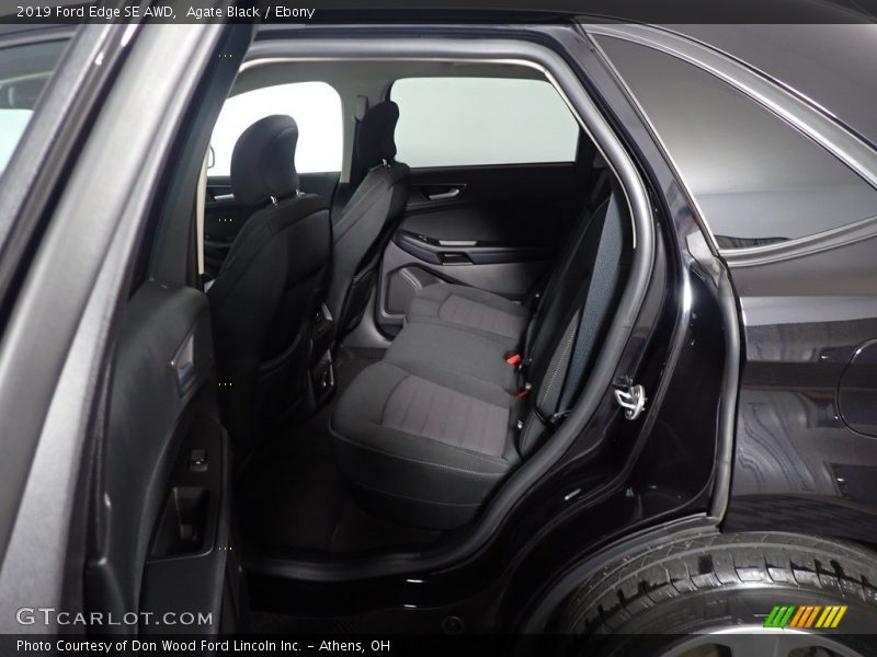 Agate Black / Ebony 2019 Ford Edge SE AWD