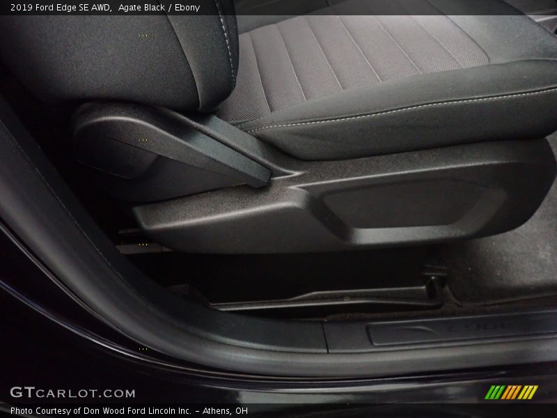 Agate Black / Ebony 2019 Ford Edge SE AWD
