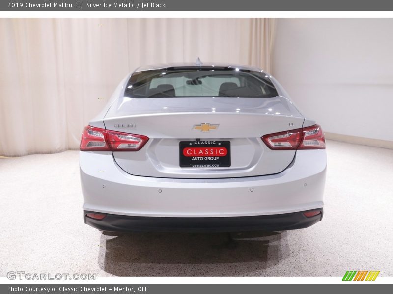 Silver Ice Metallic / Jet Black 2019 Chevrolet Malibu LT