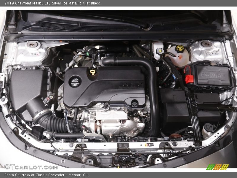 Silver Ice Metallic / Jet Black 2019 Chevrolet Malibu LT