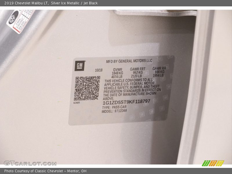 Silver Ice Metallic / Jet Black 2019 Chevrolet Malibu LT