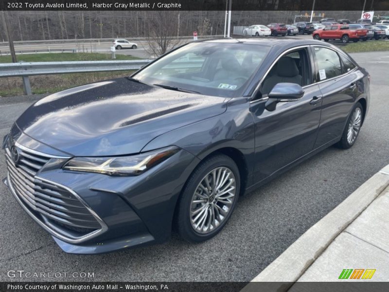 Front 3/4 View of 2022 Avalon Limited