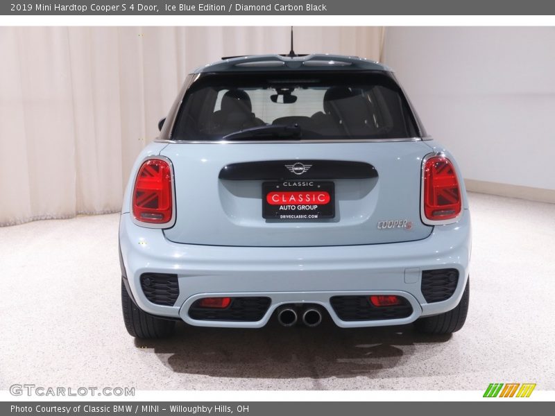 Ice Blue Edition / Diamond Carbon Black 2019 Mini Hardtop Cooper S 4 Door