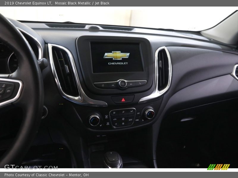 Mosaic Black Metallic / Jet Black 2019 Chevrolet Equinox LT