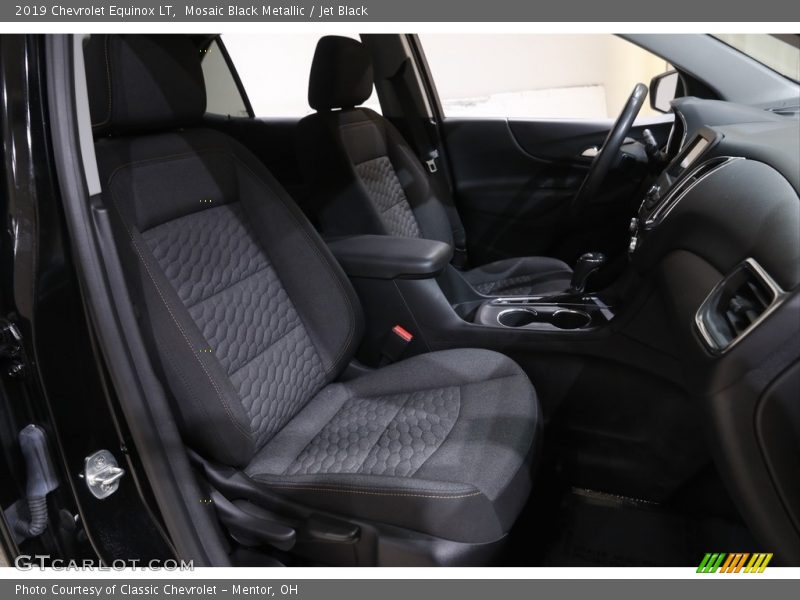 Mosaic Black Metallic / Jet Black 2019 Chevrolet Equinox LT