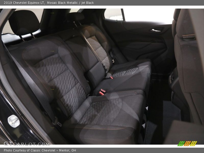 Mosaic Black Metallic / Jet Black 2019 Chevrolet Equinox LT