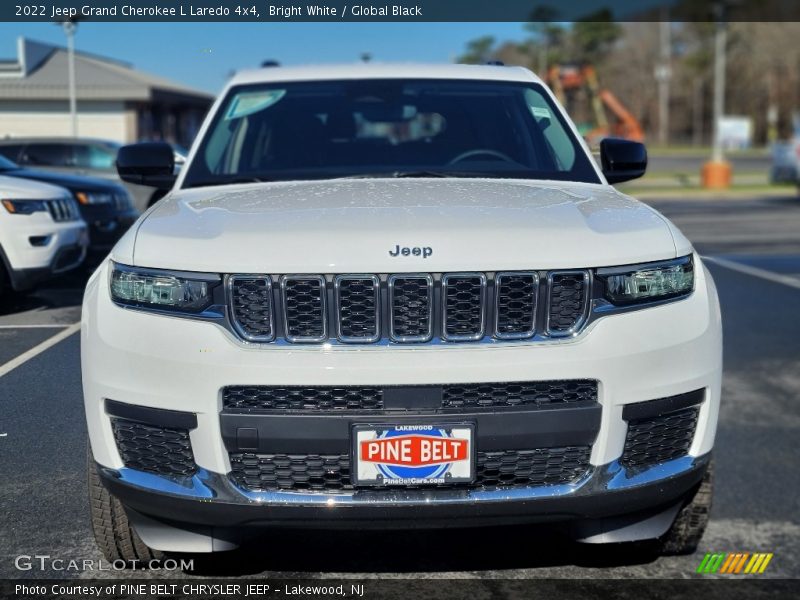 Bright White / Global Black 2022 Jeep Grand Cherokee L Laredo 4x4