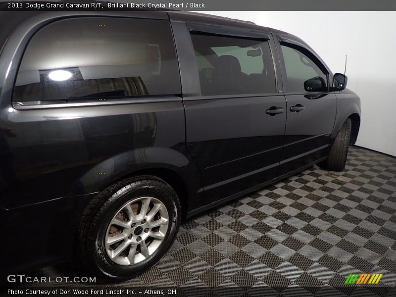 Brilliant Black Crystal Pearl / Black 2013 Dodge Grand Caravan R/T
