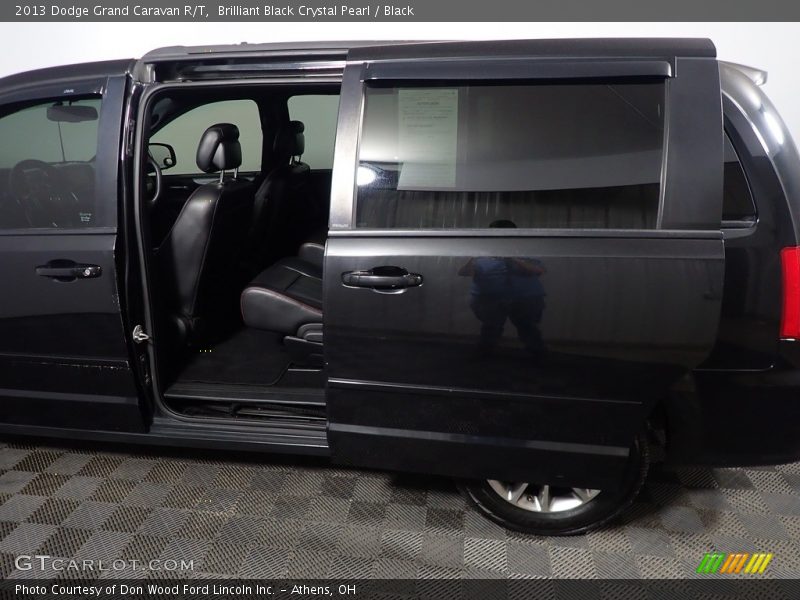 Brilliant Black Crystal Pearl / Black 2013 Dodge Grand Caravan R/T