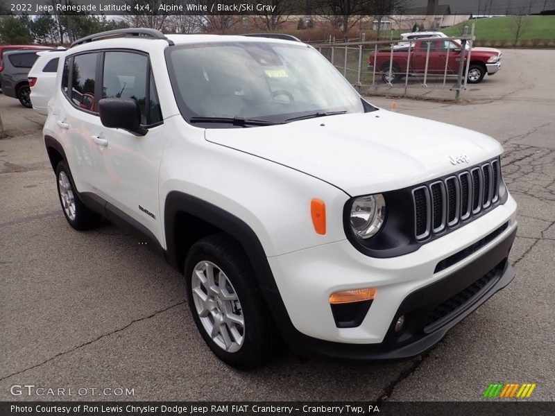 Alpine White / Black/Ski Gray 2022 Jeep Renegade Latitude 4x4