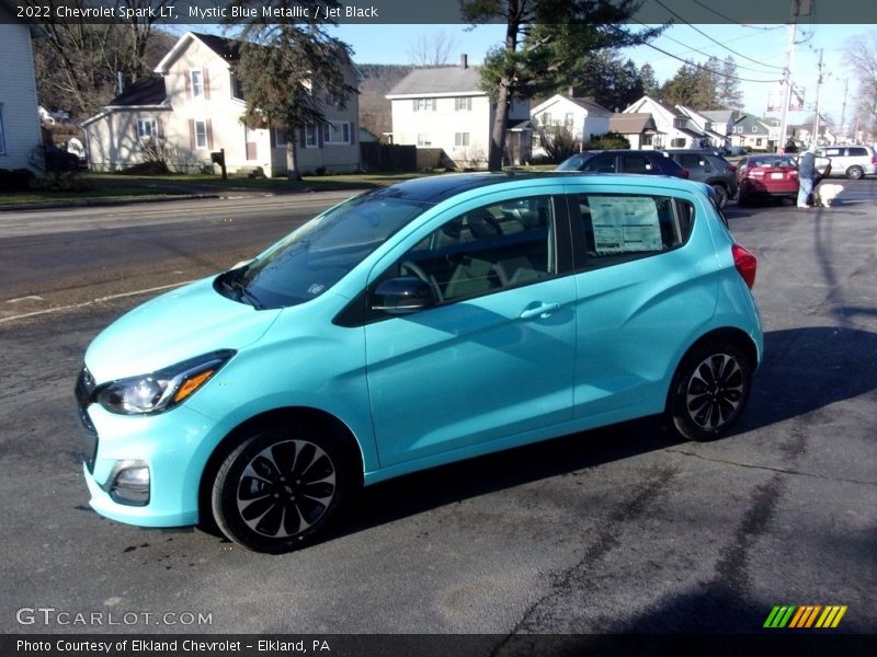 Front 3/4 View of 2022 Spark LT