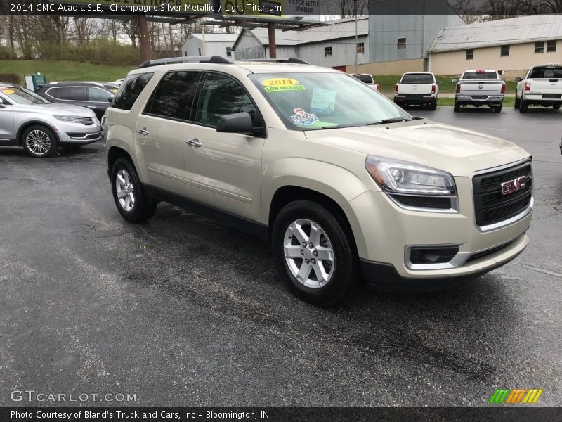 Champagne Silver Metallic / Light Titanium 2014 GMC Acadia SLE