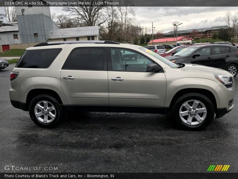 Champagne Silver Metallic / Light Titanium 2014 GMC Acadia SLE