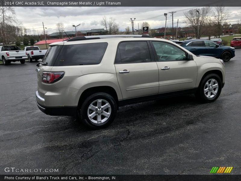 Champagne Silver Metallic / Light Titanium 2014 GMC Acadia SLE