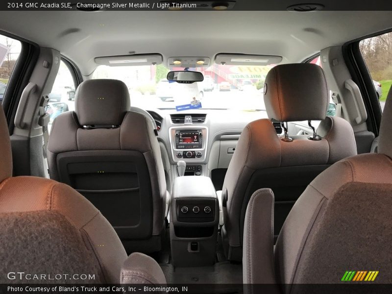 Champagne Silver Metallic / Light Titanium 2014 GMC Acadia SLE