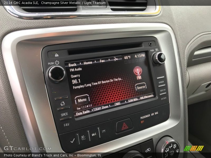 Champagne Silver Metallic / Light Titanium 2014 GMC Acadia SLE
