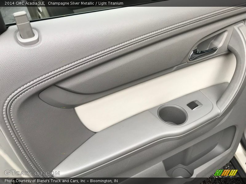 Champagne Silver Metallic / Light Titanium 2014 GMC Acadia SLE