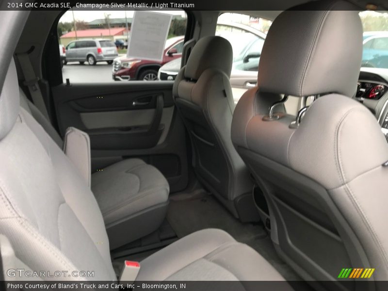 Champagne Silver Metallic / Light Titanium 2014 GMC Acadia SLE