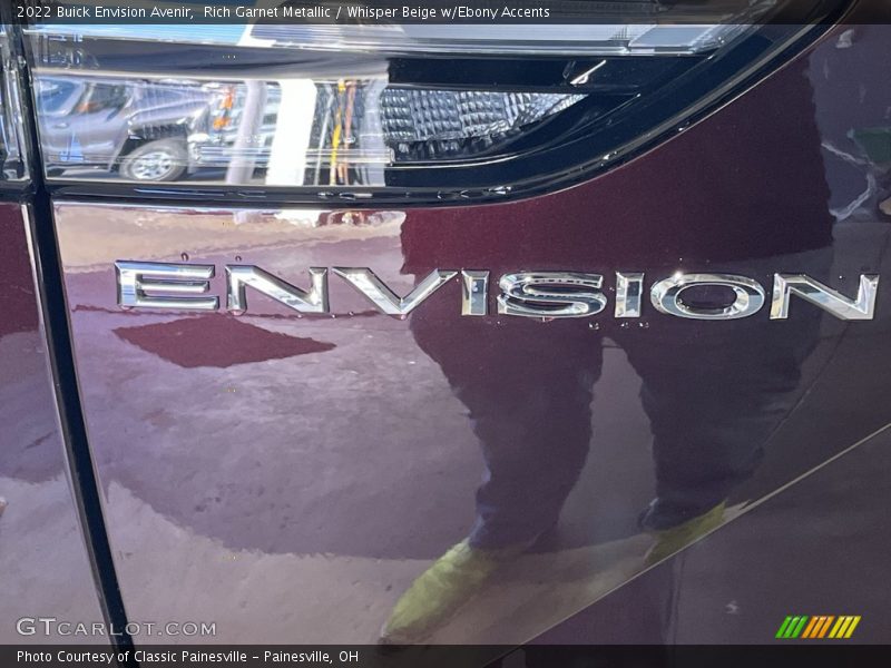 Rich Garnet Metallic / Whisper Beige w/Ebony Accents 2022 Buick Envision Avenir
