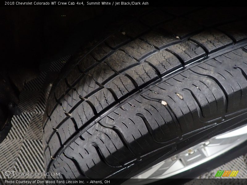 Summit White / Jet Black/Dark Ash 2018 Chevrolet Colorado WT Crew Cab 4x4