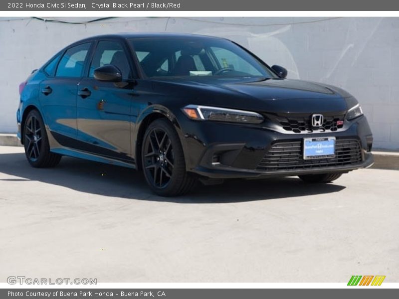 Front 3/4 View of 2022 Civic Si Sedan
