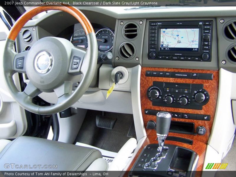Black Clearcoat / Dark Slate Gray/Light Graystone 2007 Jeep Commander Overland 4x4
