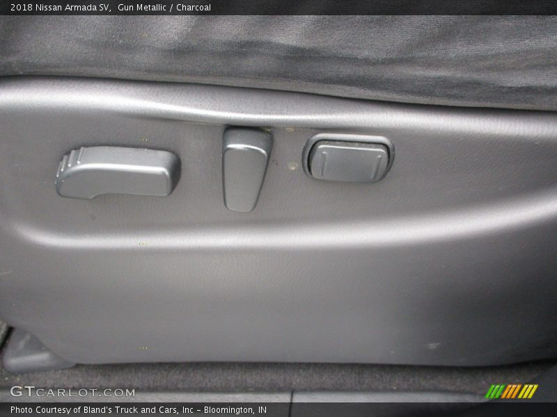 Gun Metallic / Charcoal 2018 Nissan Armada SV