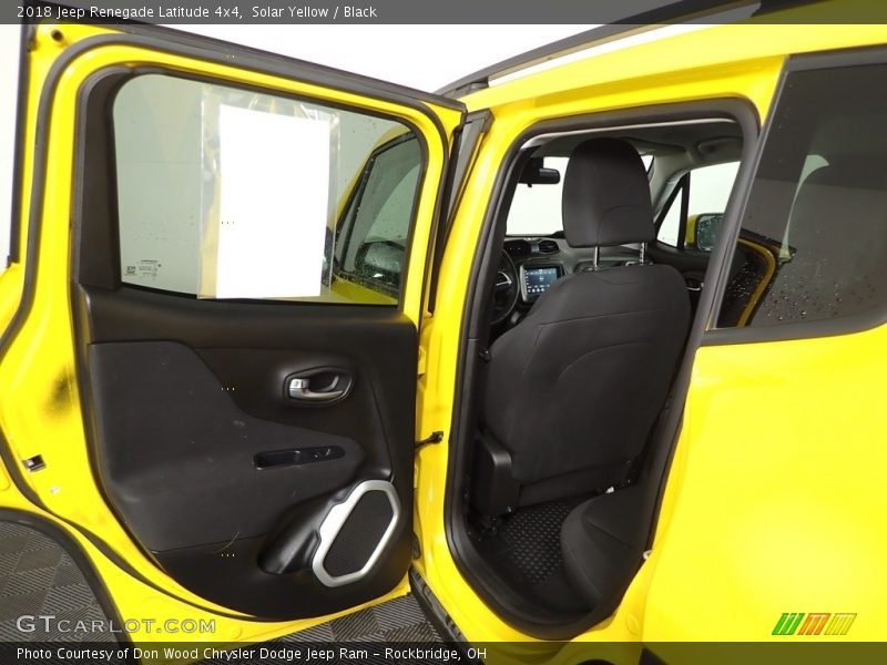 Solar Yellow / Black 2018 Jeep Renegade Latitude 4x4